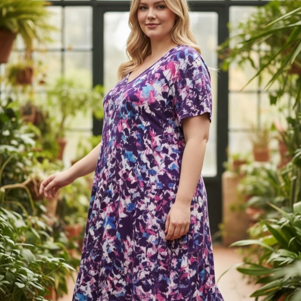 ROAMANS DRESS 18/20 A-LINE FLOWY PLUS DRESS. LIGHTWEIGHT STRETCHY FLORAL PURPLE.